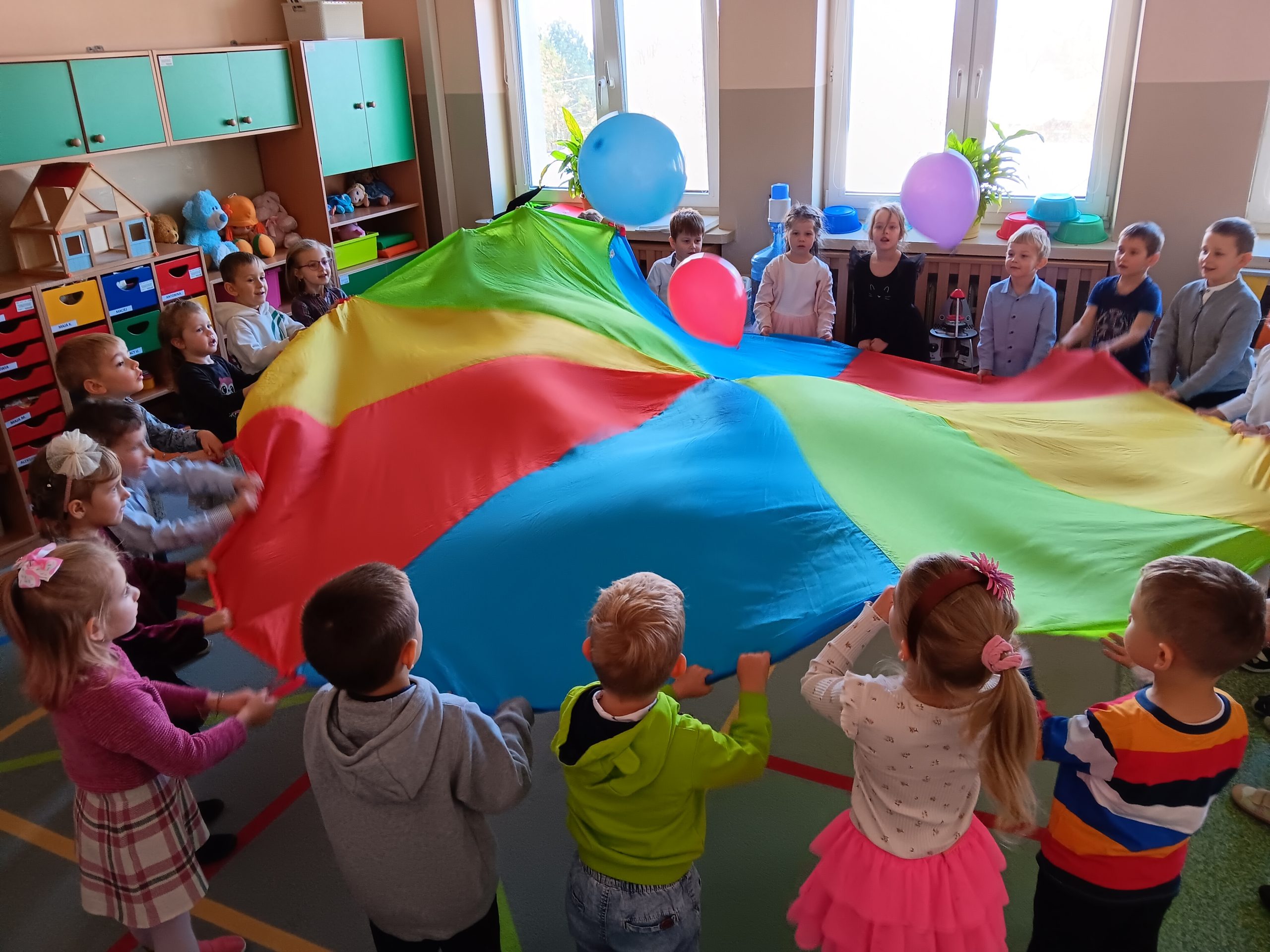 Andrzejkowa zabawa w oddziale przedszkolnym 4-5-latki